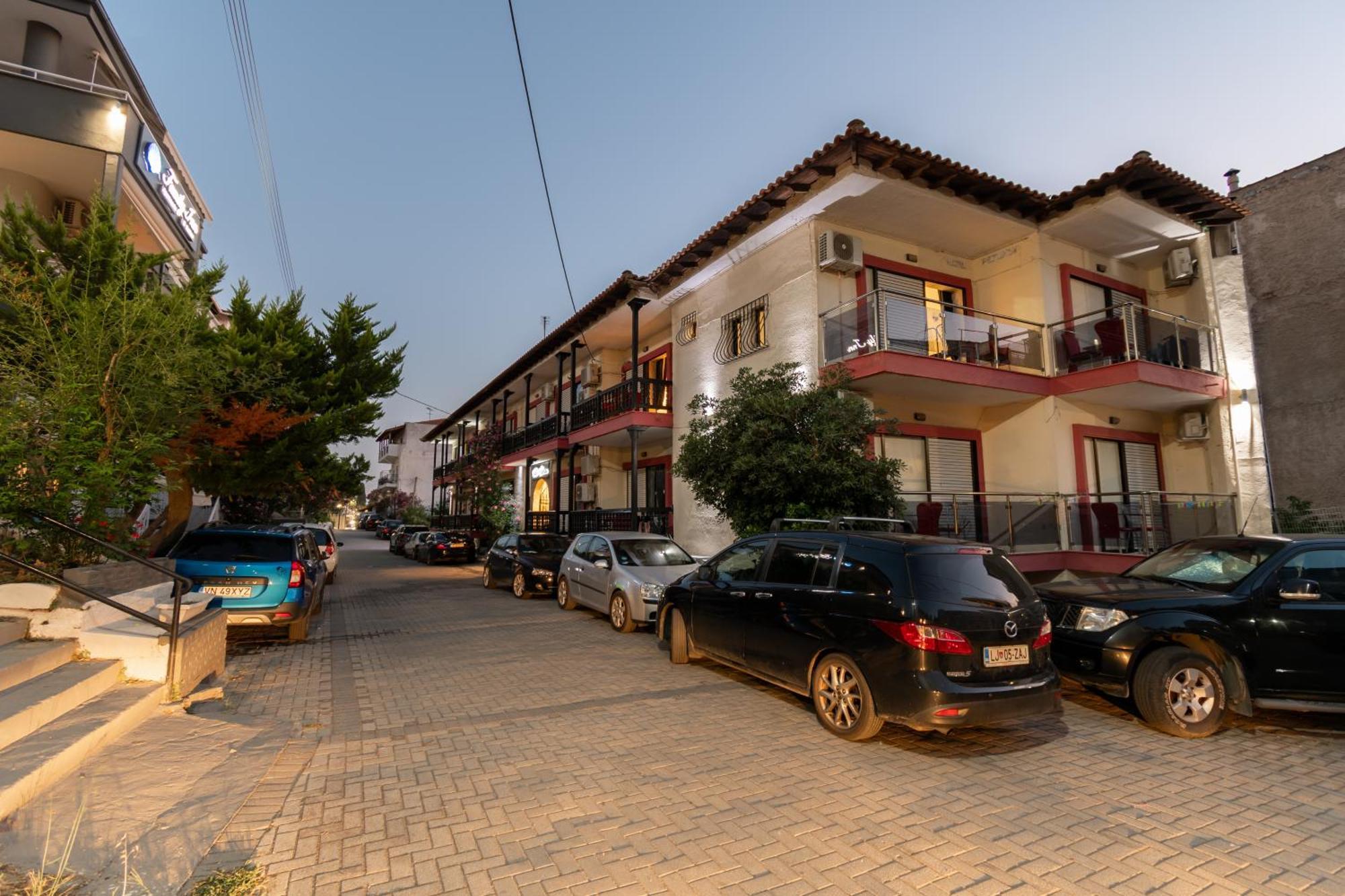 Hotel Petunia Néos Marmarás Exterior foto